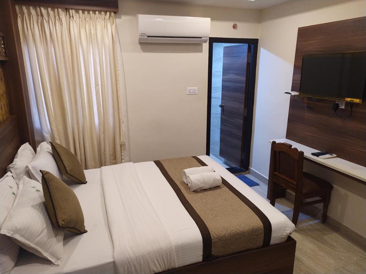 Hotel White Boutique Pondicherry Exterior photo