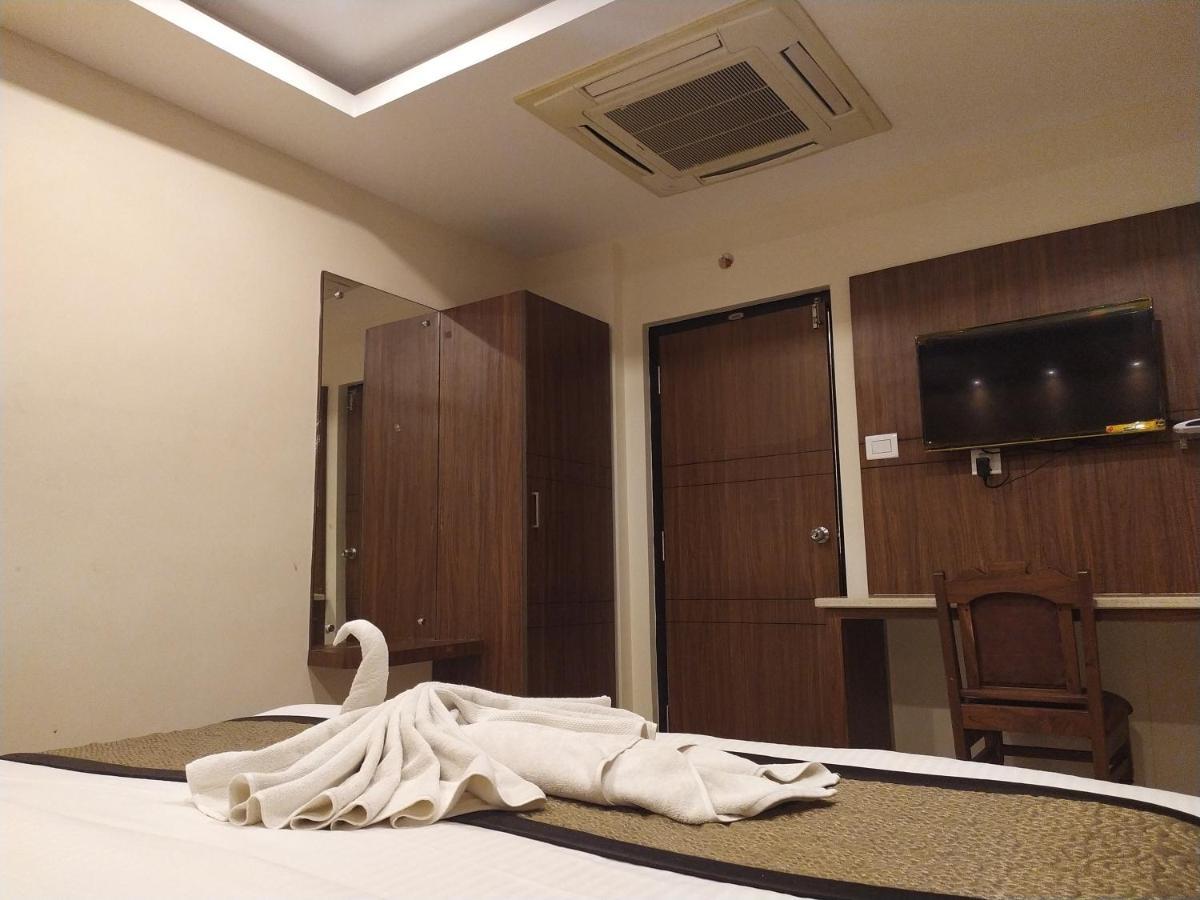 Hotel White Boutique Pondicherry Exterior photo